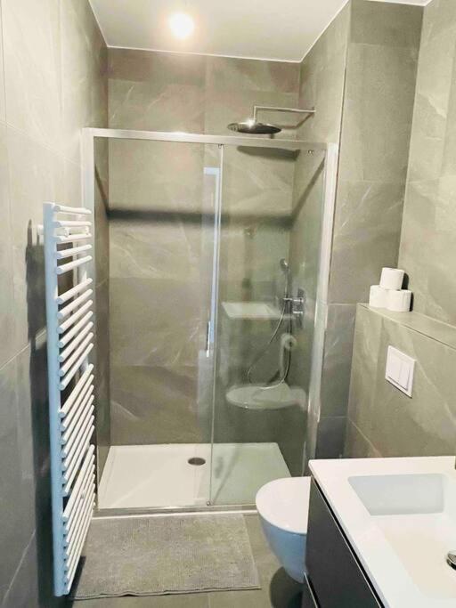 Luxury 2023 Flat In Center With Terrace & Parking- Cd4 Apartment Luxemburg